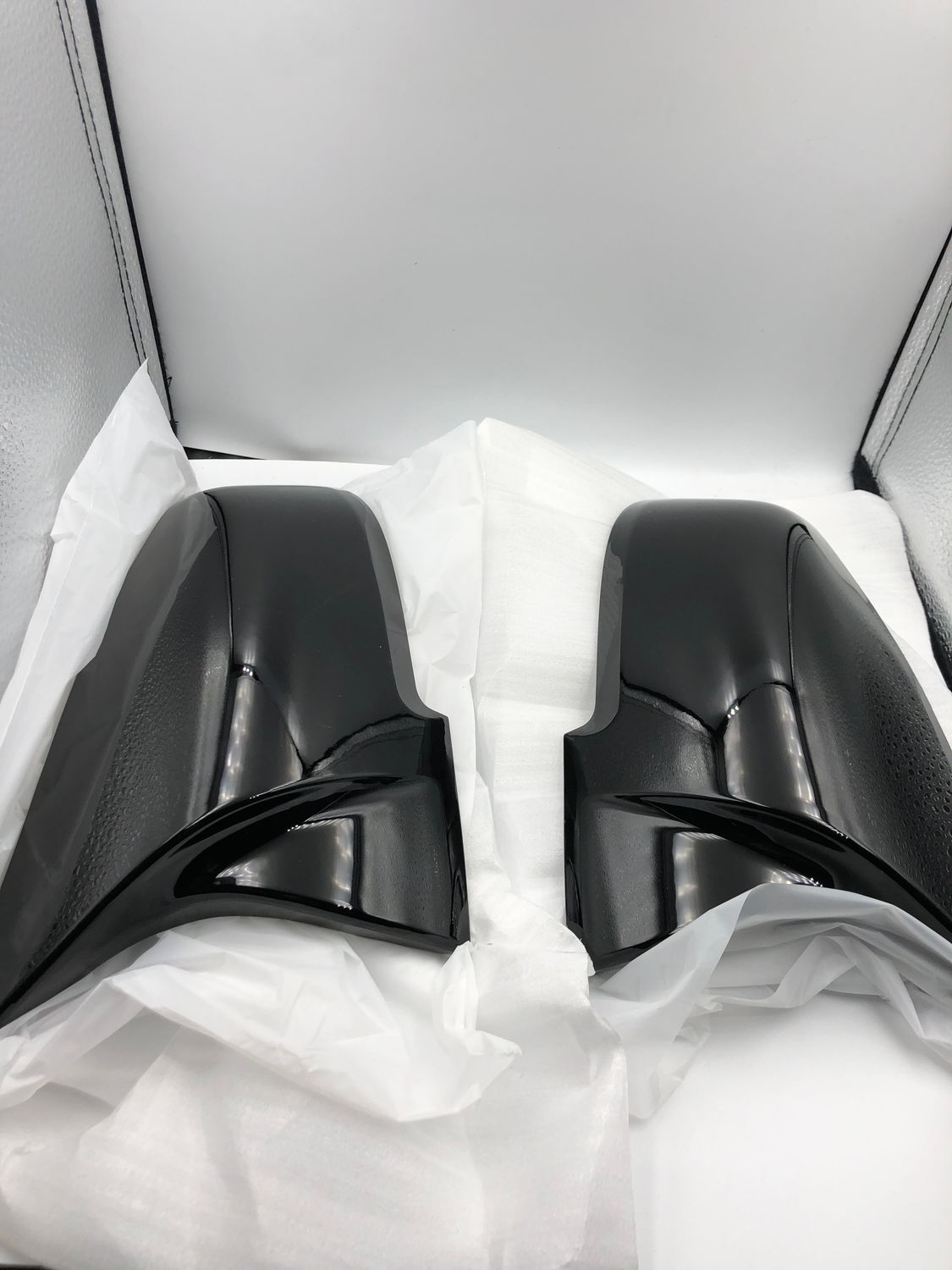 Altsbaos osłona lusterka wstecznego do BMW F20-36, E84, I01, X1 w kolorze czarnym