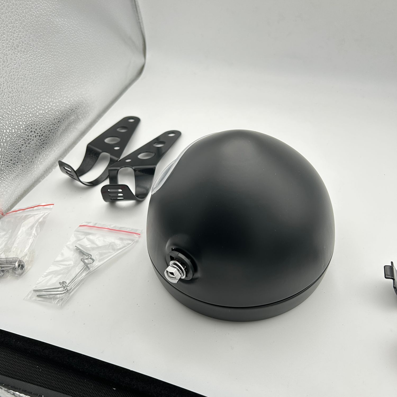 Led reflektory Daymaker 5 3/4 5.75 cala do Harley Davidson (czarny)