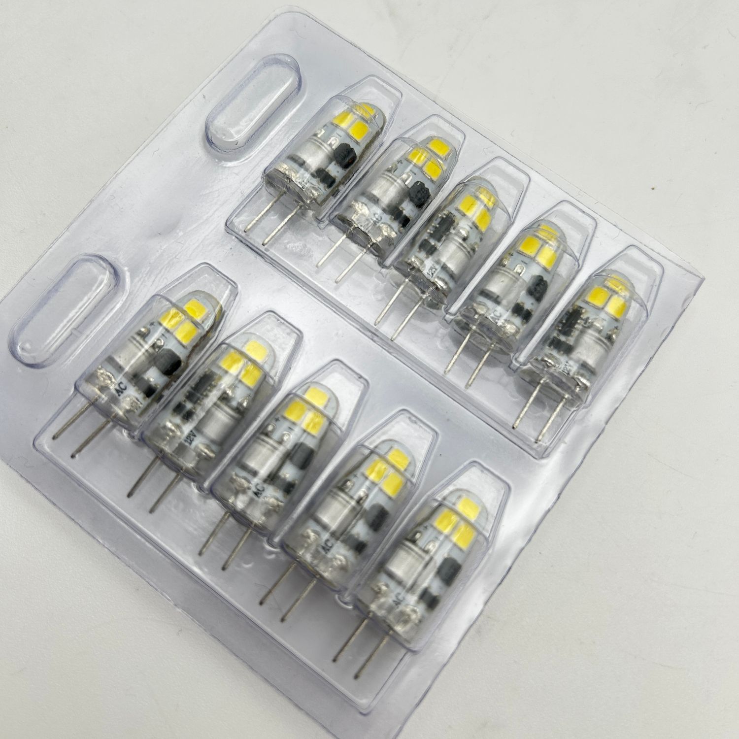 Pakiet 10 G4 żarówek LED warmwhite 12V  (6LED*6000K) [Klasa energetyczna E]