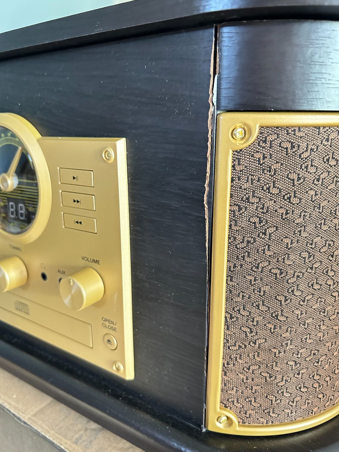 DLITIME Gramofon z głośnikami i Bluetooth, Retro System Stereo