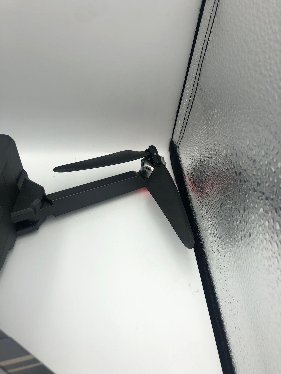 Uszkodzony Ruko F11GIM2 Dron z Kamerą 4K, 64 Minuty Lotu, 3KM FPV, GPS, Powrót do Domu