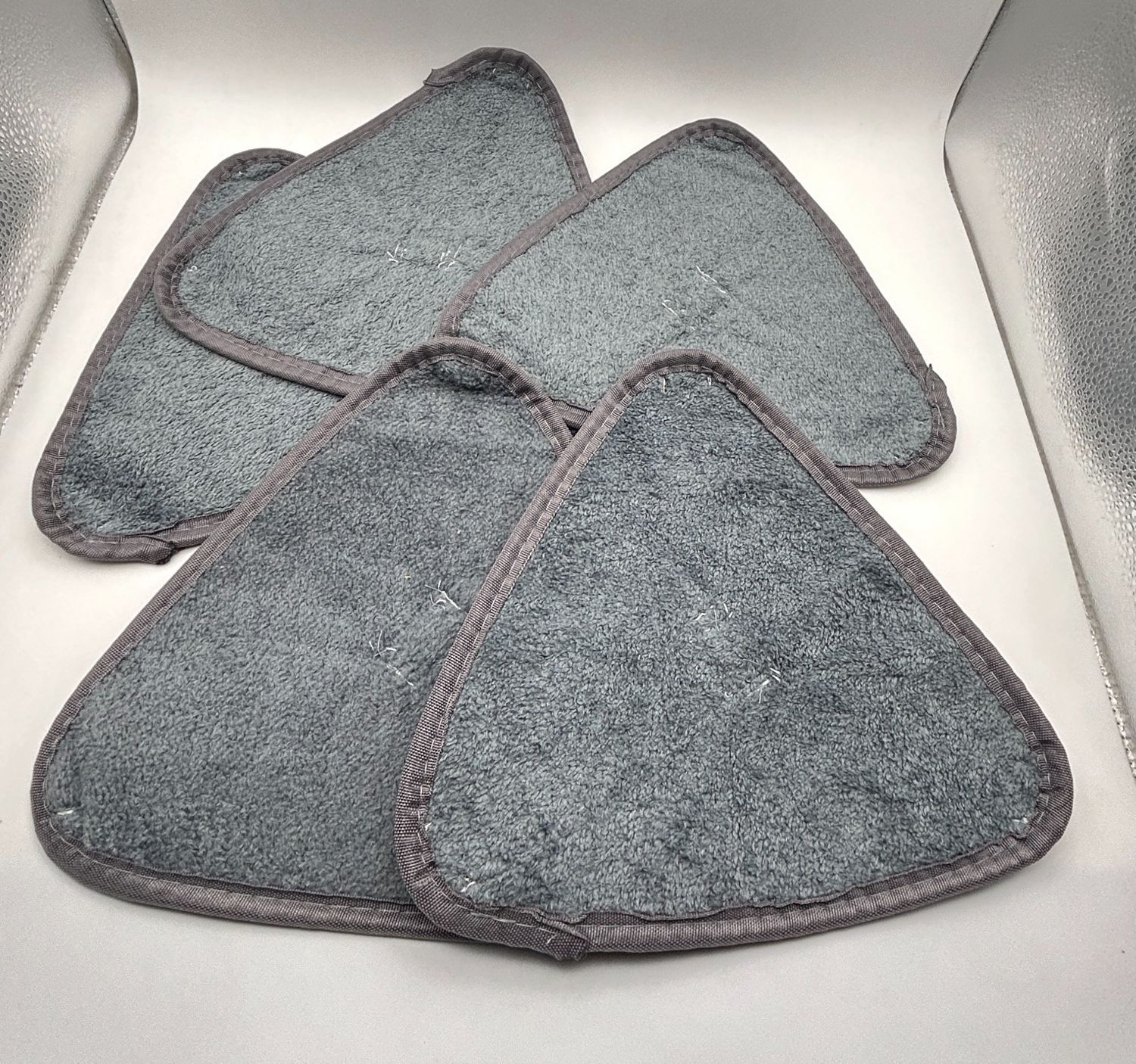 Klink Samowyciskający mop do płytek i ścian, z uchwytem ściennym, zawiera 5 ściereczek