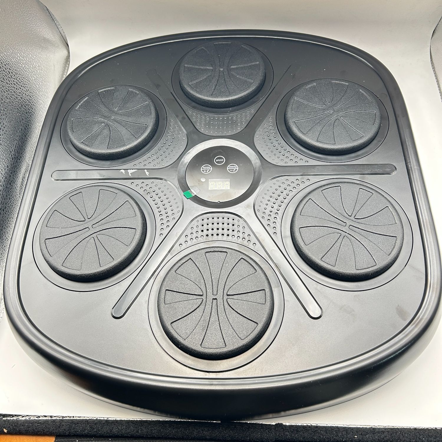 Kensbro Music Boxing Machine, LED Elektroniczna Maszyna Bokserska z Bluetooth