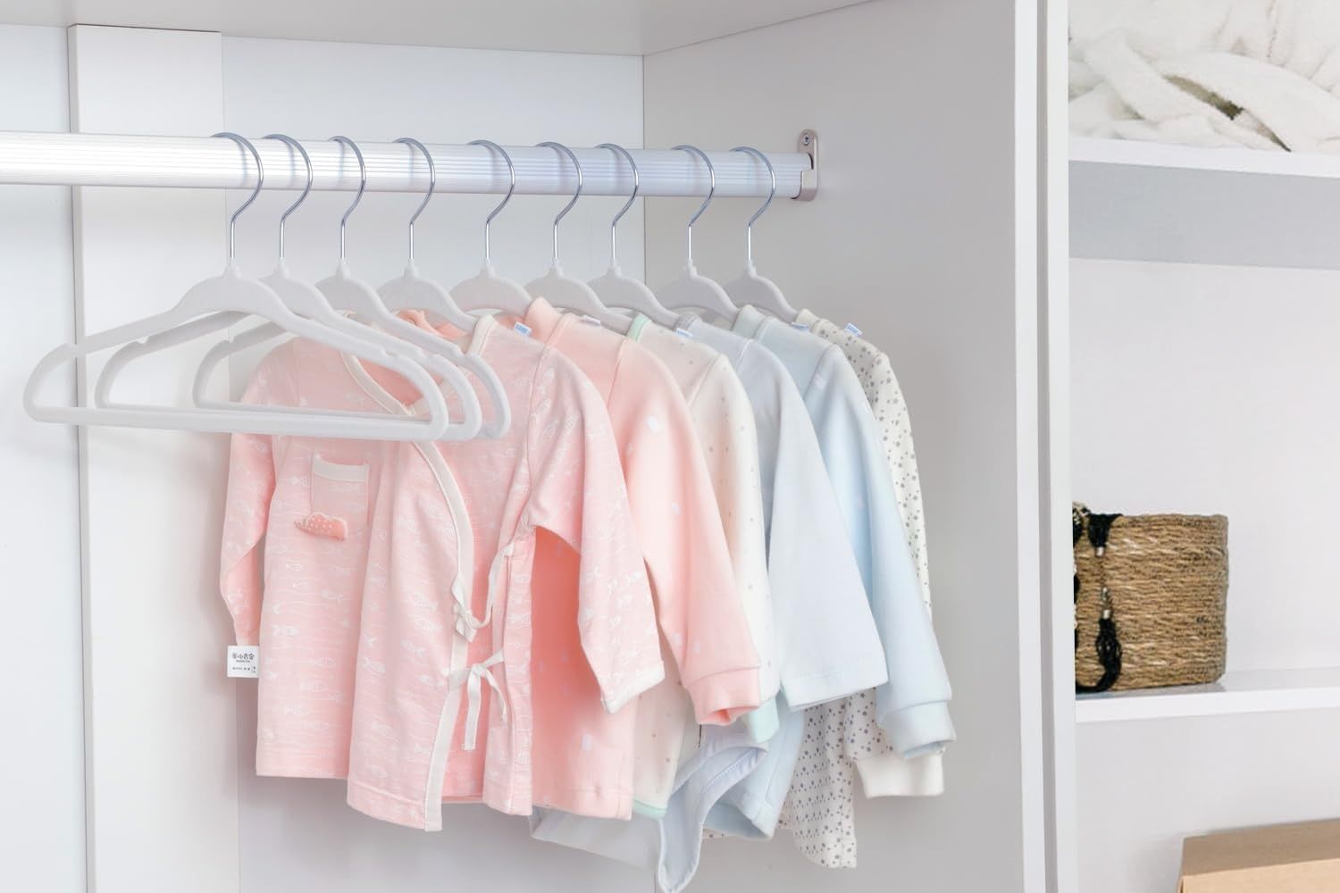 ManGotree Aksamitny wieszak 27,8 cm, obracany 360°, antypoślizgowy, 15 sztuk