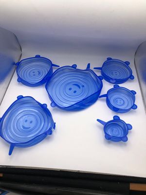 Zestaw 12 elastycznych silikonowych pokrywek uniwersalnych do misek