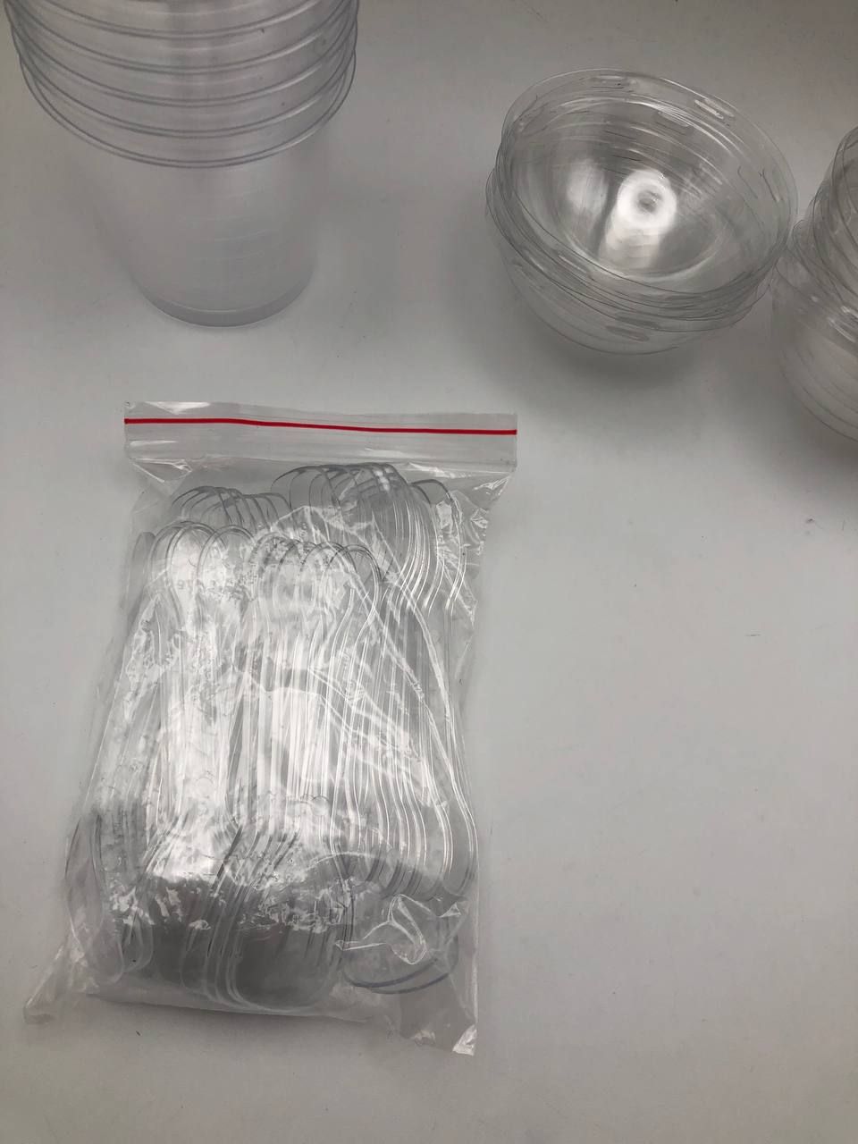 CoKeeSun Zestaw  Kubków Deserowych z Pokrywkami i Łyżeczkami, 200 ml