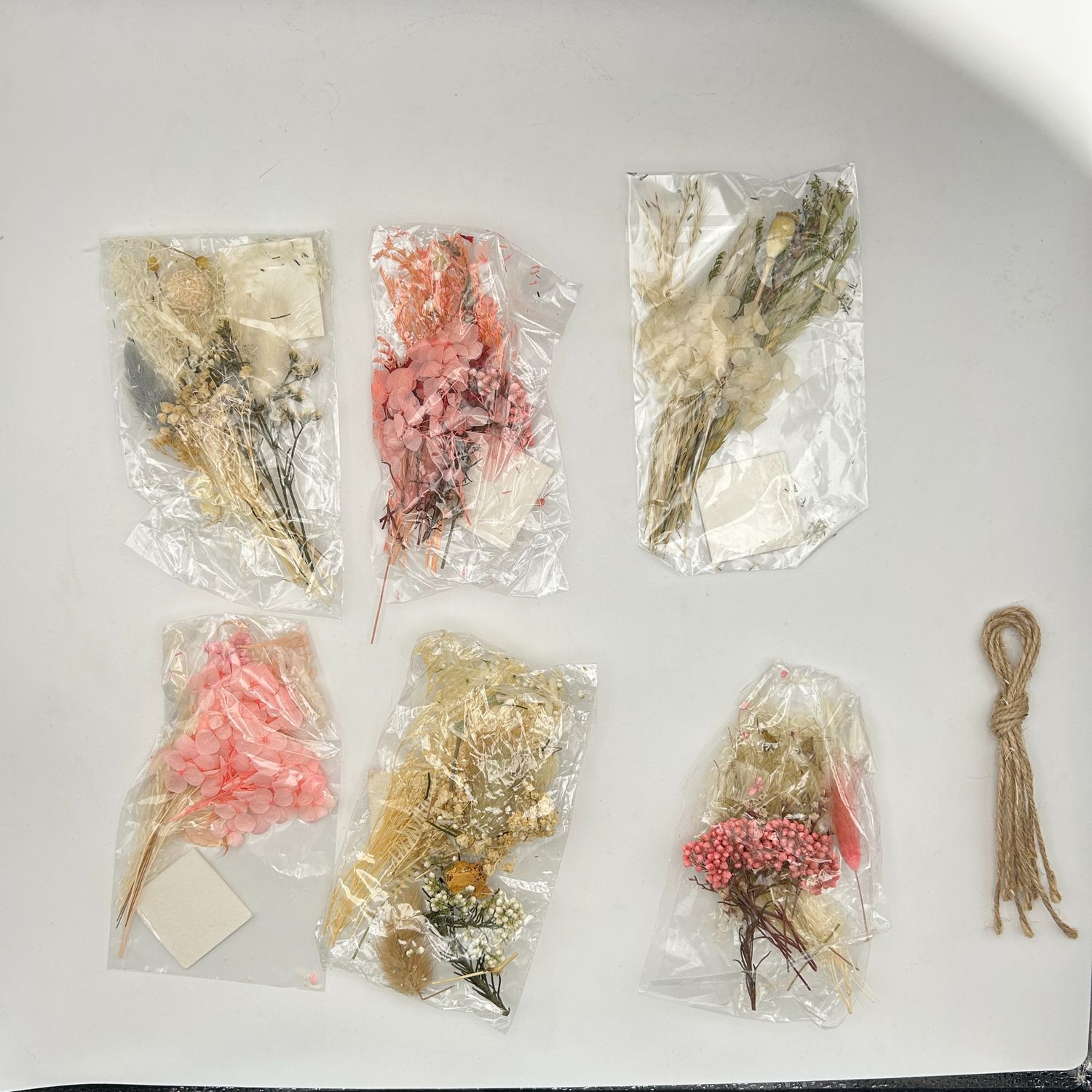 Heyu-Lotus Zestaw 6 mini bukietów suszonych kwiatów gypsophila, DIY.