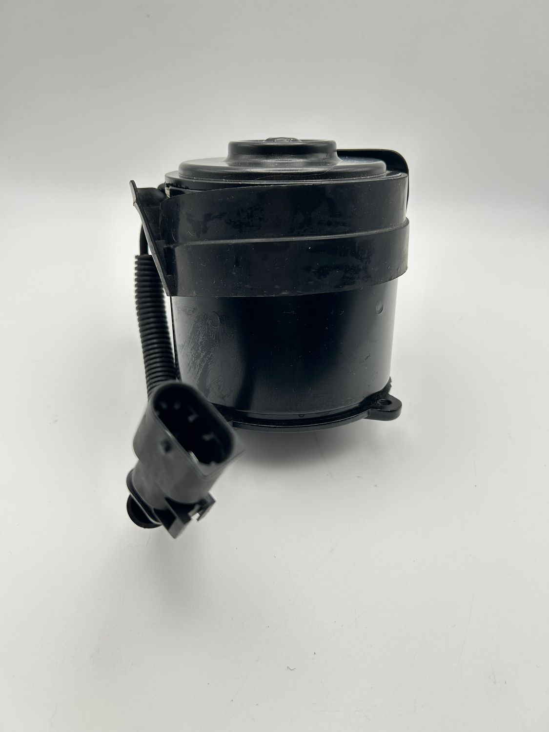 Wymiana silnika pompy wspomagania kierownicy dla Renault Clio 413137A-1790 -