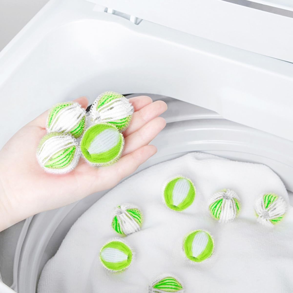 Wielokrotnego użytku kulki do zbierania kłaczków - Zielone (Zestaw 16 sztuk)