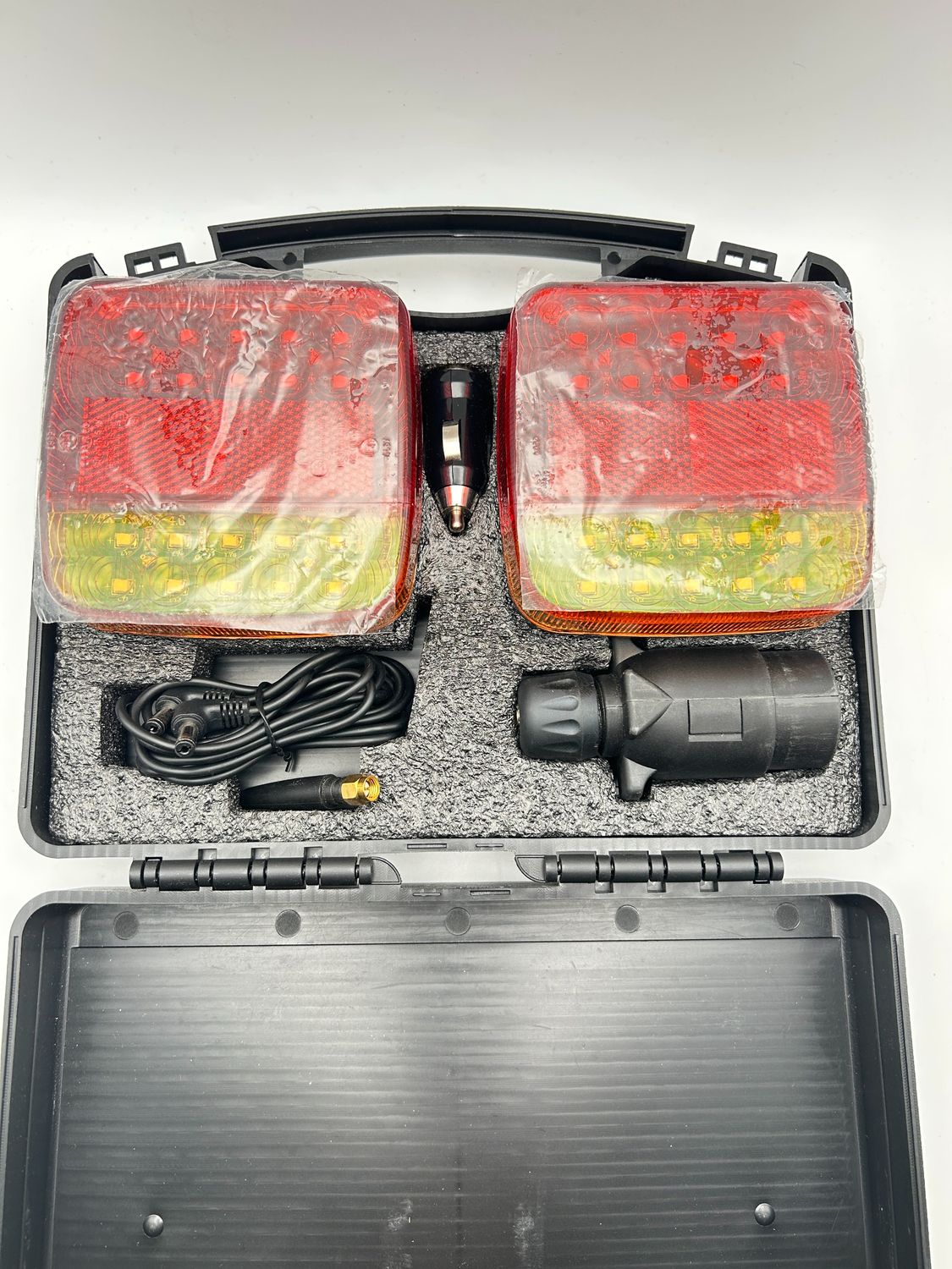 AOHEWEI Bezprzewodowe lampy LED Zestaw świateł tylnych z magnesami