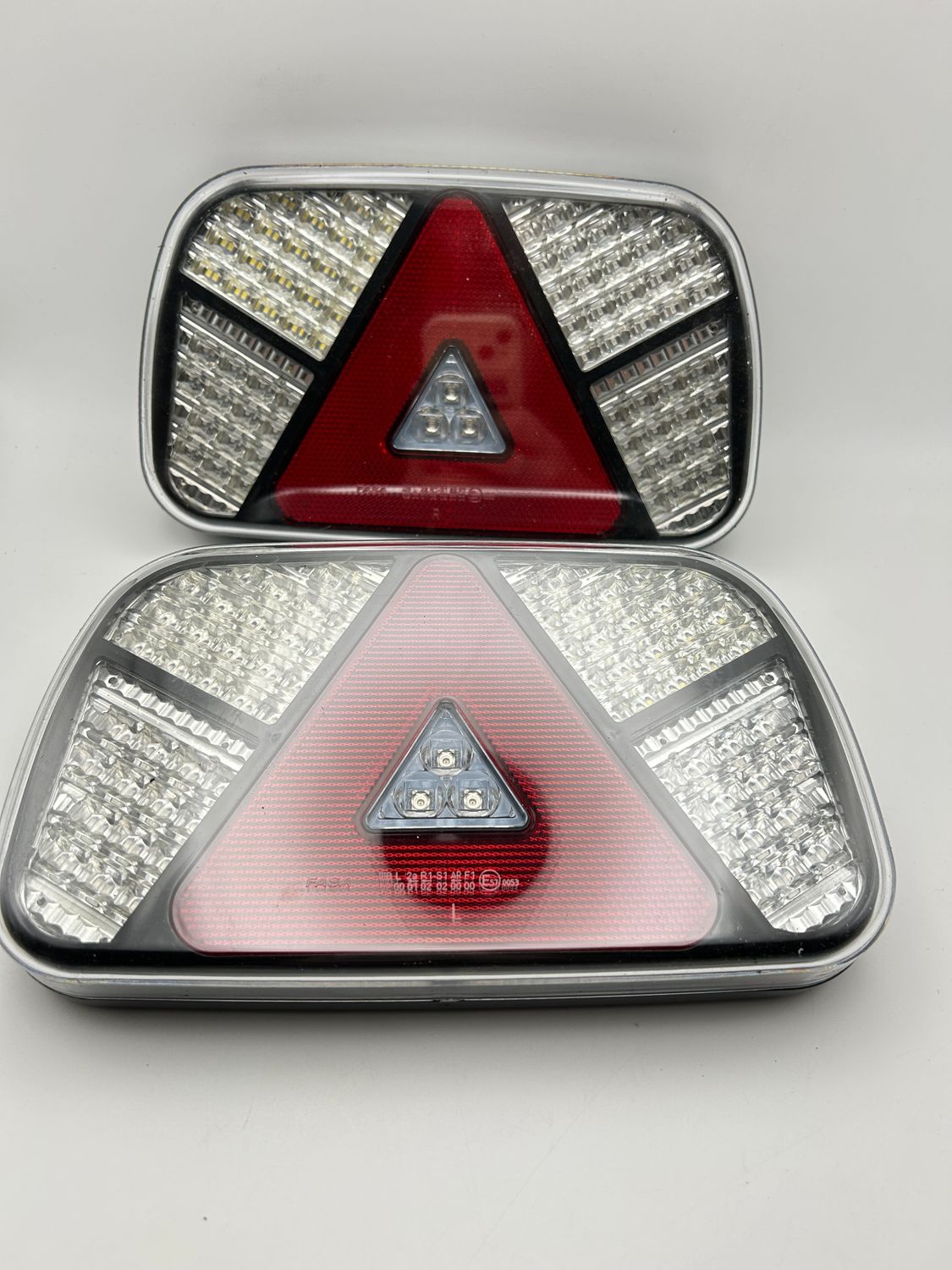 AOHEWEI Zestaw lamp tylnych do przyczepy 12V/24V