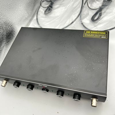 Debra Audio Pro System UHF 4-kanałowy, mikrofony, odbiornik, 4 nadajniki.