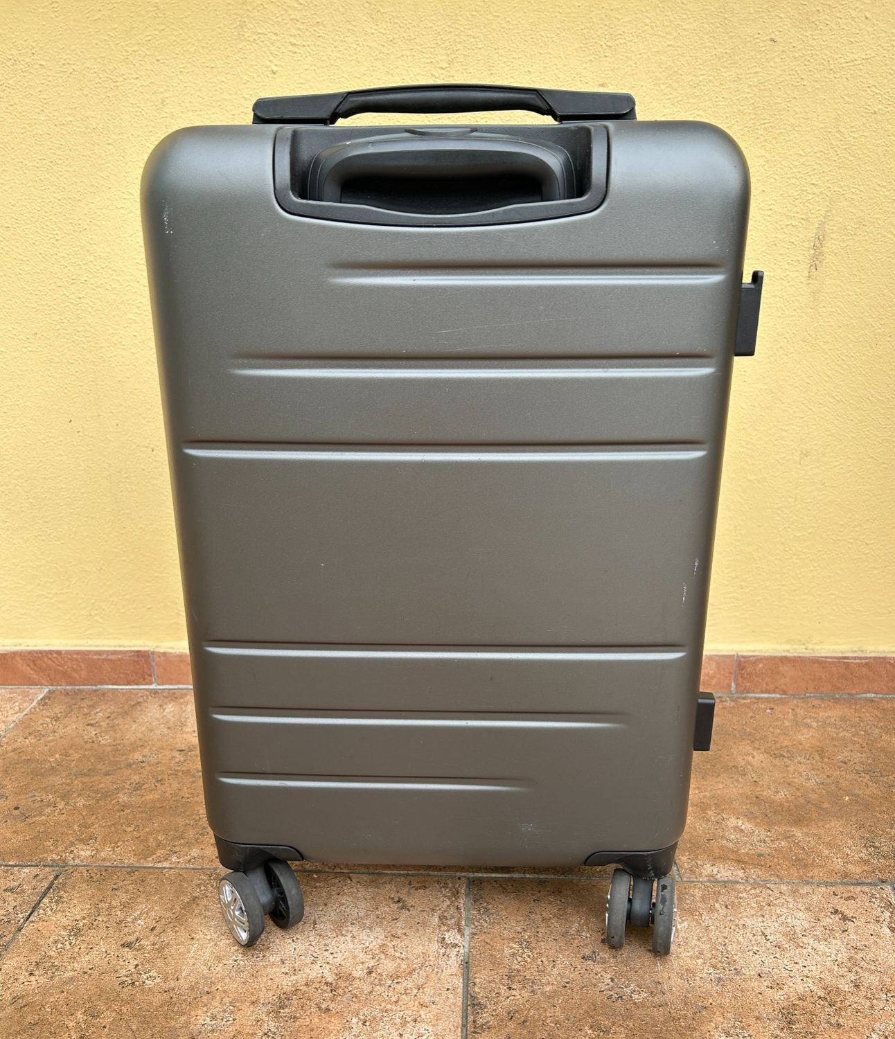 LUGGEX Bagaż podręczny 55 cm, twardy, TSA, zielony, czarny