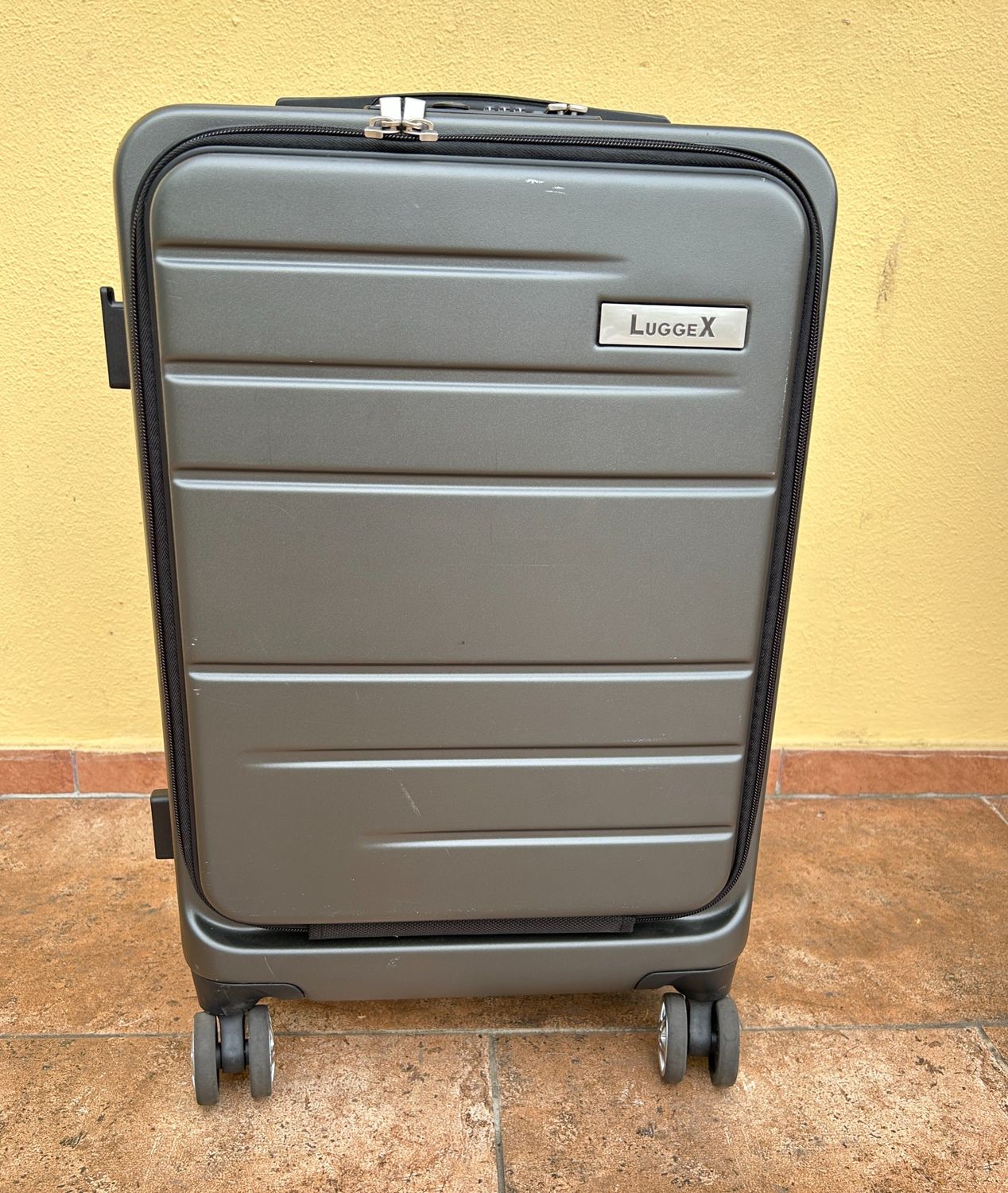 LUGGEX Bagaż podręczny 55 cm, twardy, TSA, zielony, czarny