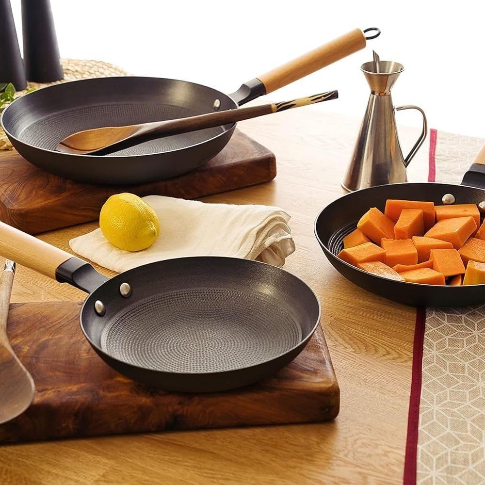 Zestaw Patelni Żeliwnych Nieprzywierających – Zestaw 3 Patelni 20-24-28 cm