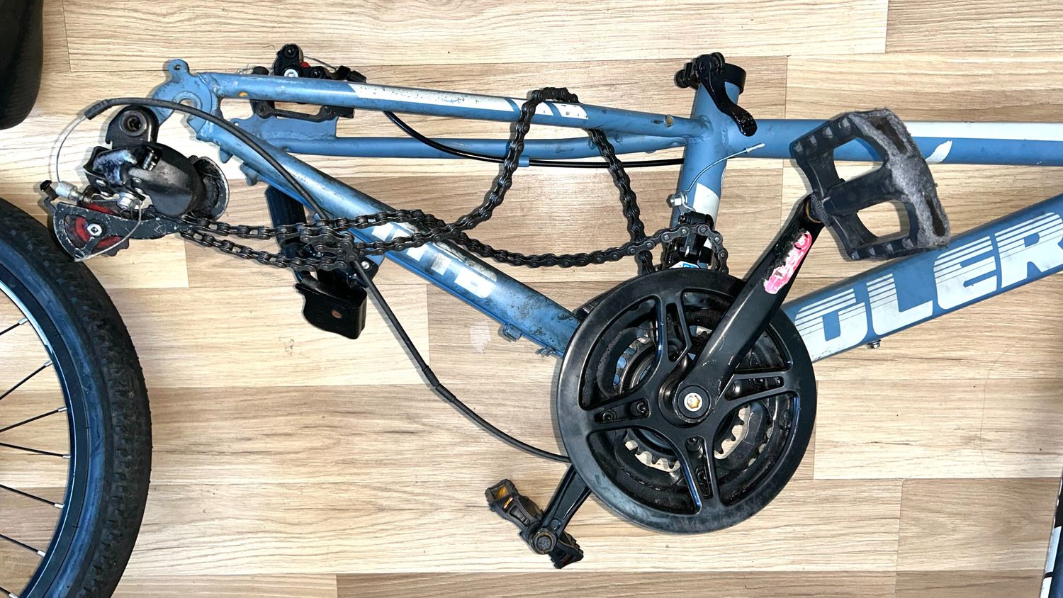 Uszkodzony Glerc Skyline Kids rower górski dla chłopców i dziewczynek, 20-24"