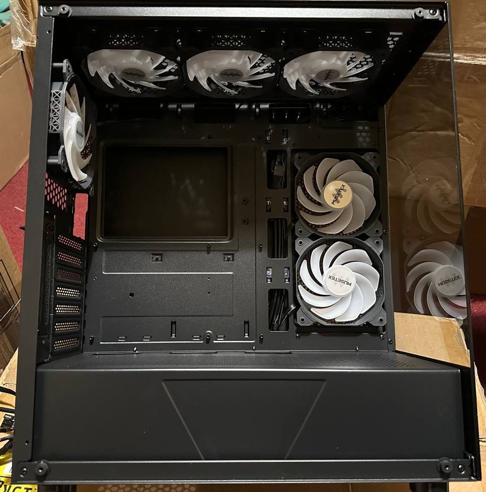 MUSETEX Obudowa PC ATX z wstępnie zainstalowanymi 6 wentylatorami PWM