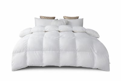 MH MYLUNE HOME Miękka kołdra z alternatywnym puchem 135 x 155 cm
