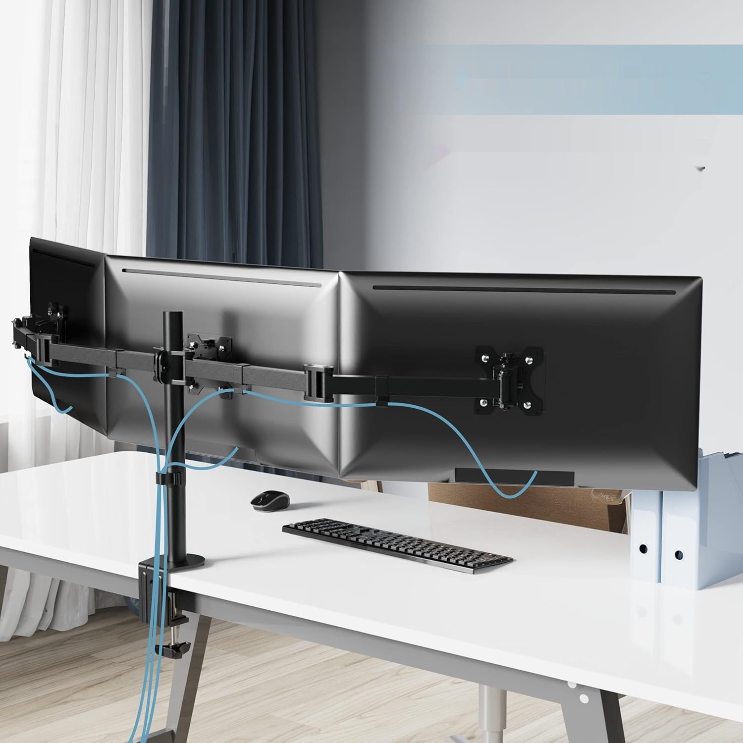 PUTORSEN MAS-3 – Biurkowy uchwyt na 3 monitory 13"–27" (do 7 kg na monitor)