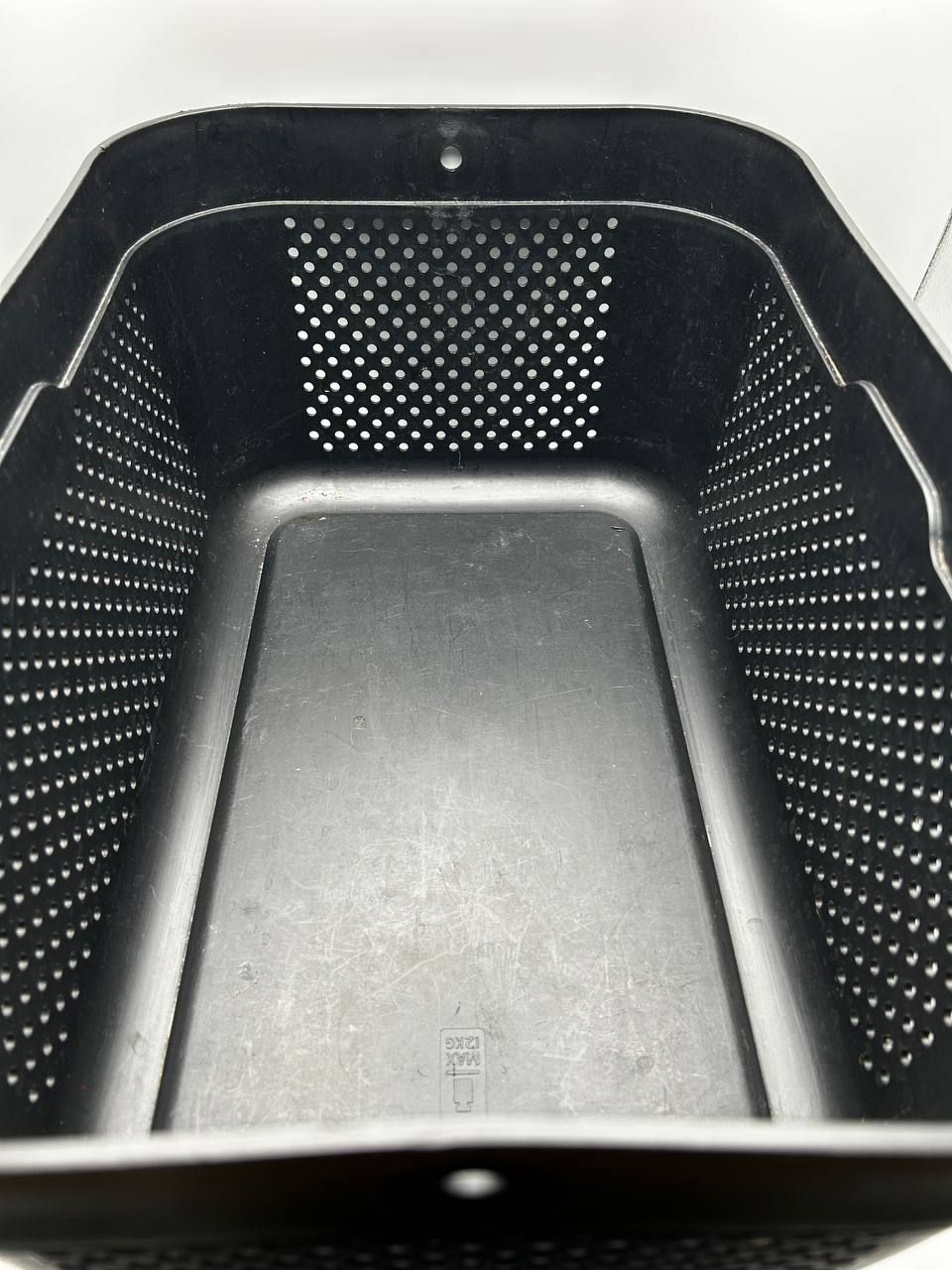 Kosz samochodowy Rati Variazione basket 21 l – czarny, prostokątny