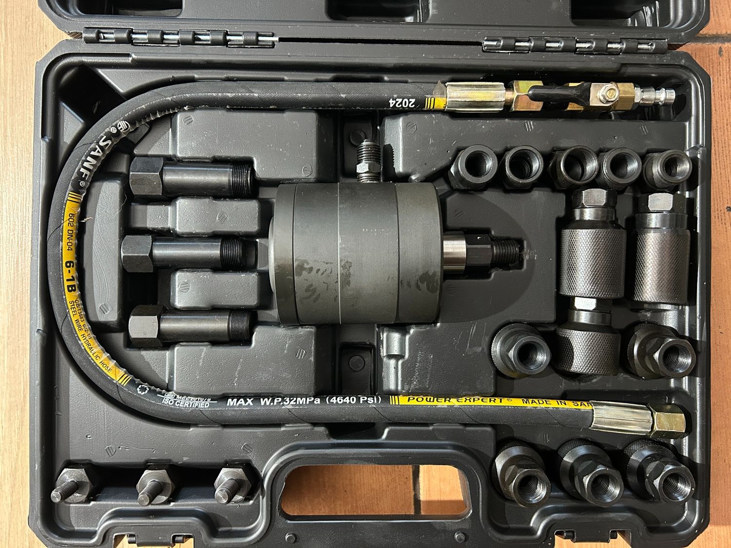 CCLIFE 21-częściowy zestaw ściągaczy wtryskiwaczy Diesla – pneumatyczny ściągacz wtrysków z adapterami