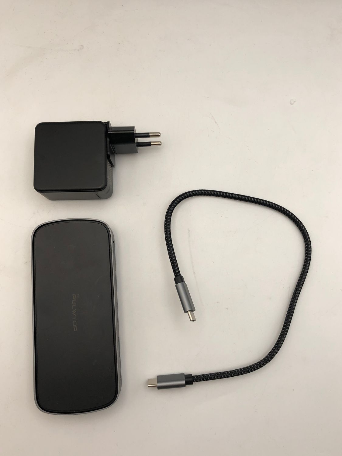 zamienić kartu!!!!!     Stacja dokująca USB‑C z zasilaczem 140 W, stacja dokująca DisplayLink