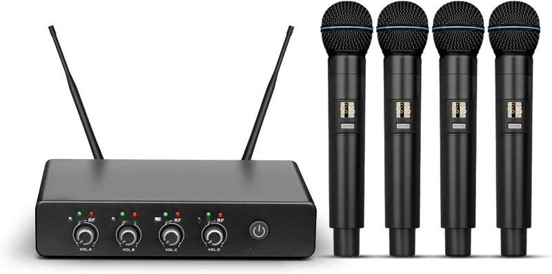 Depusheng R5 – Bezprzewodowy system mikrofonowy UHF z 4 mikrofonami ręcznymi