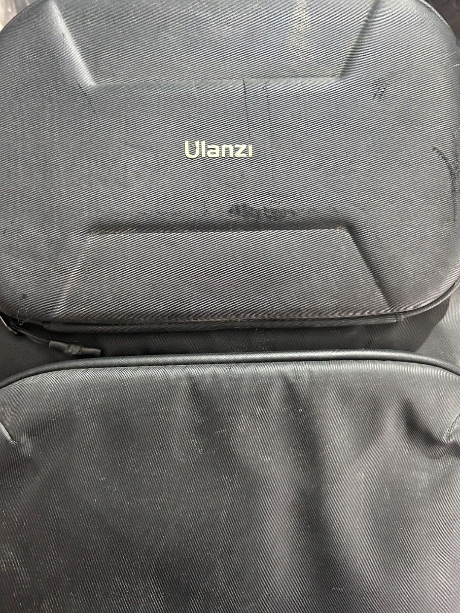 ULANZI BP10 – Plecak na aparat z twardą skorupą 35L, czarny