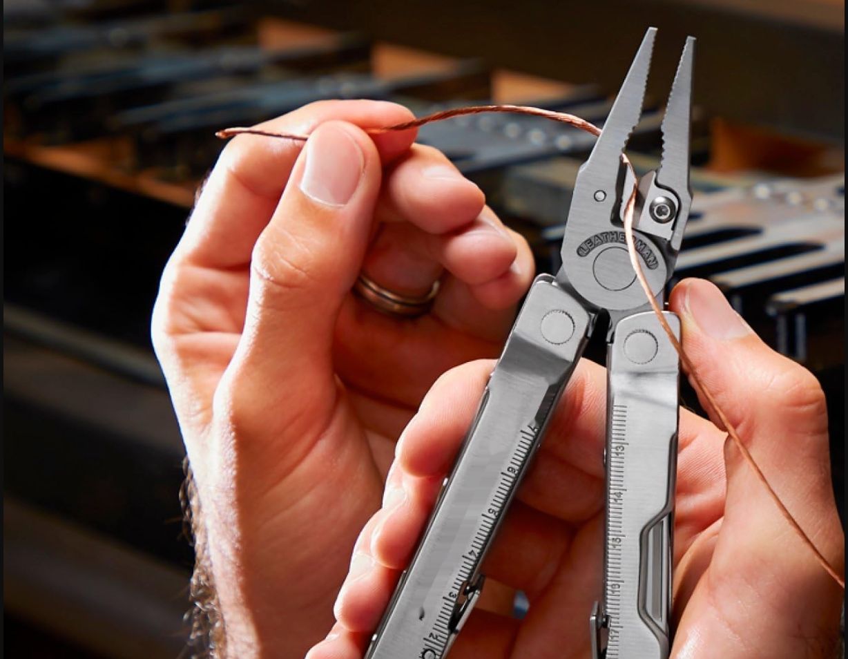 Leatherman Rebar Multi-Tool – czarny multitool ze stali nierdzewnej