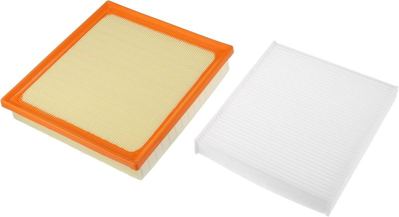 Zestaw filtrów powietrza silnika i kabinowego nr 1780125020/871390E040