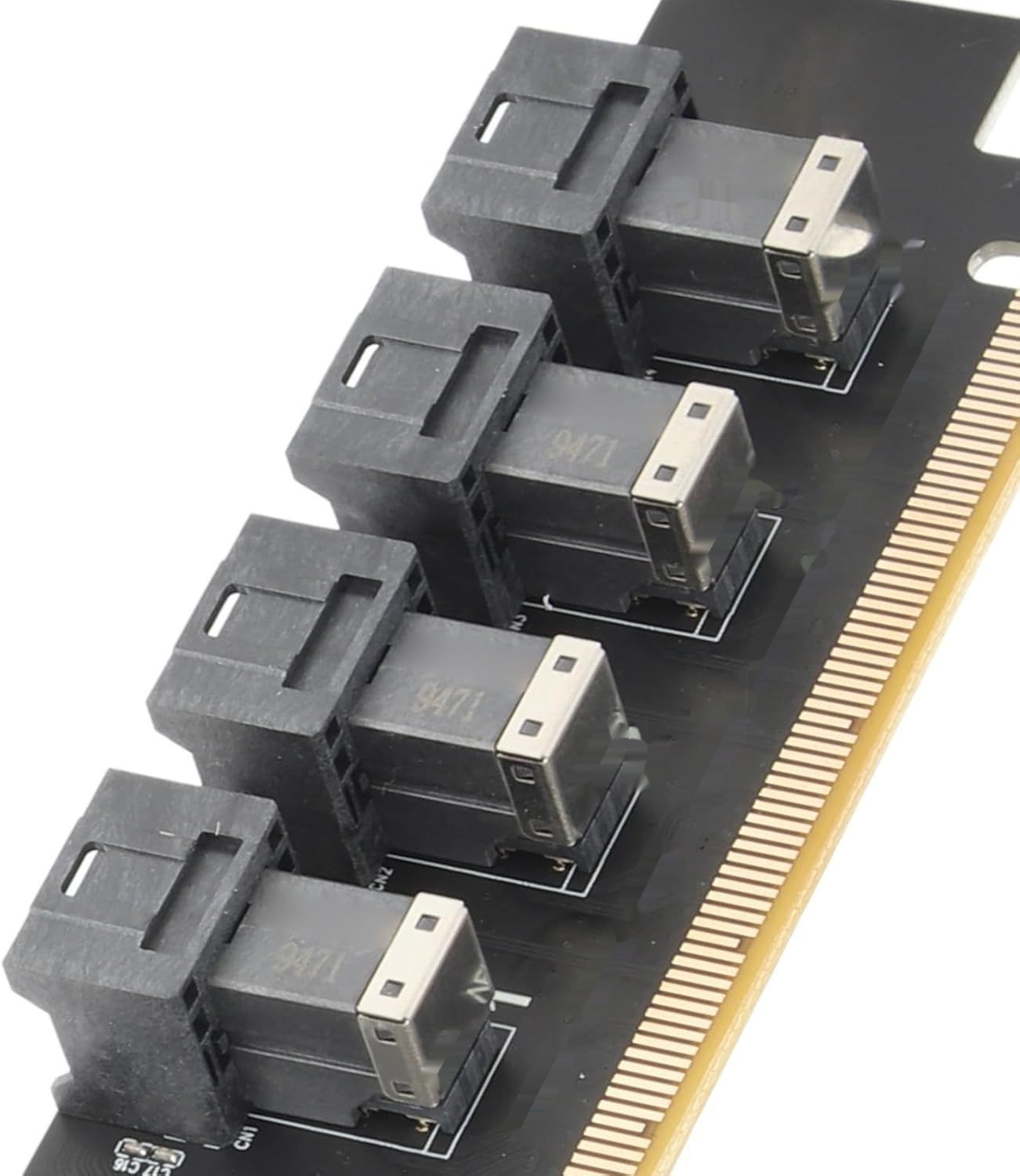 Karta adaptera PCIe x16 na 4 porty U.2, PCIe x16 na U.2 NVMe SFF-8643