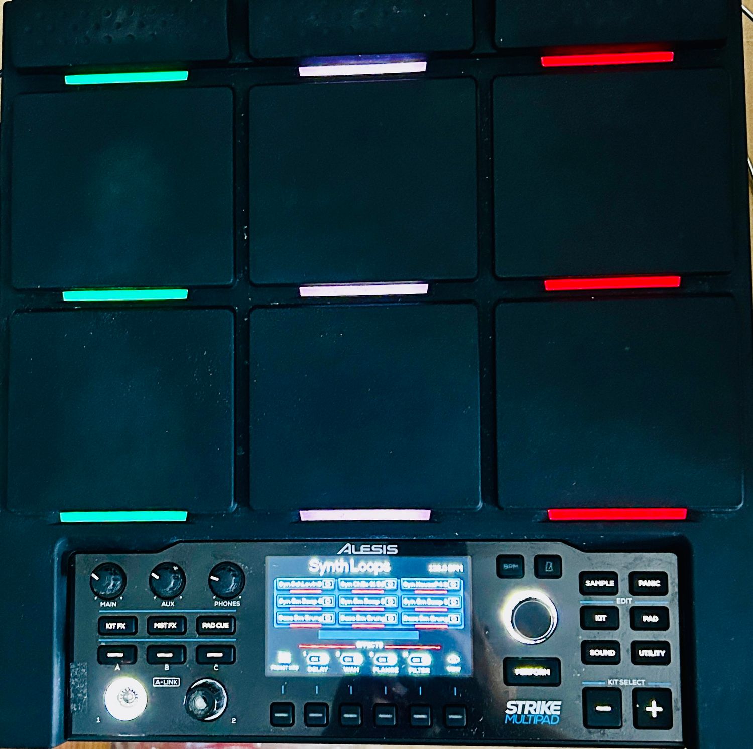 Alesis Strike Multipad – zaawansowany pad perkusyjny