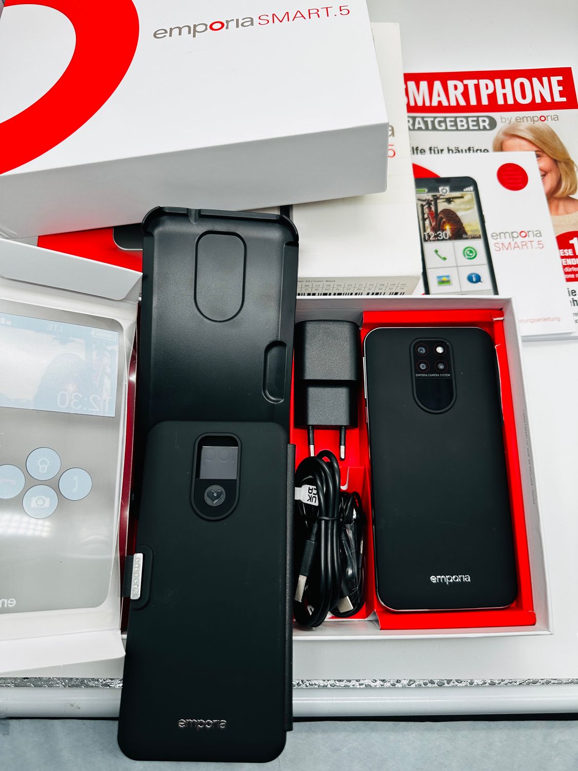emporia Smart.5 telefon komórkowy dla seniorów 4G VoLTE | smartfon dla