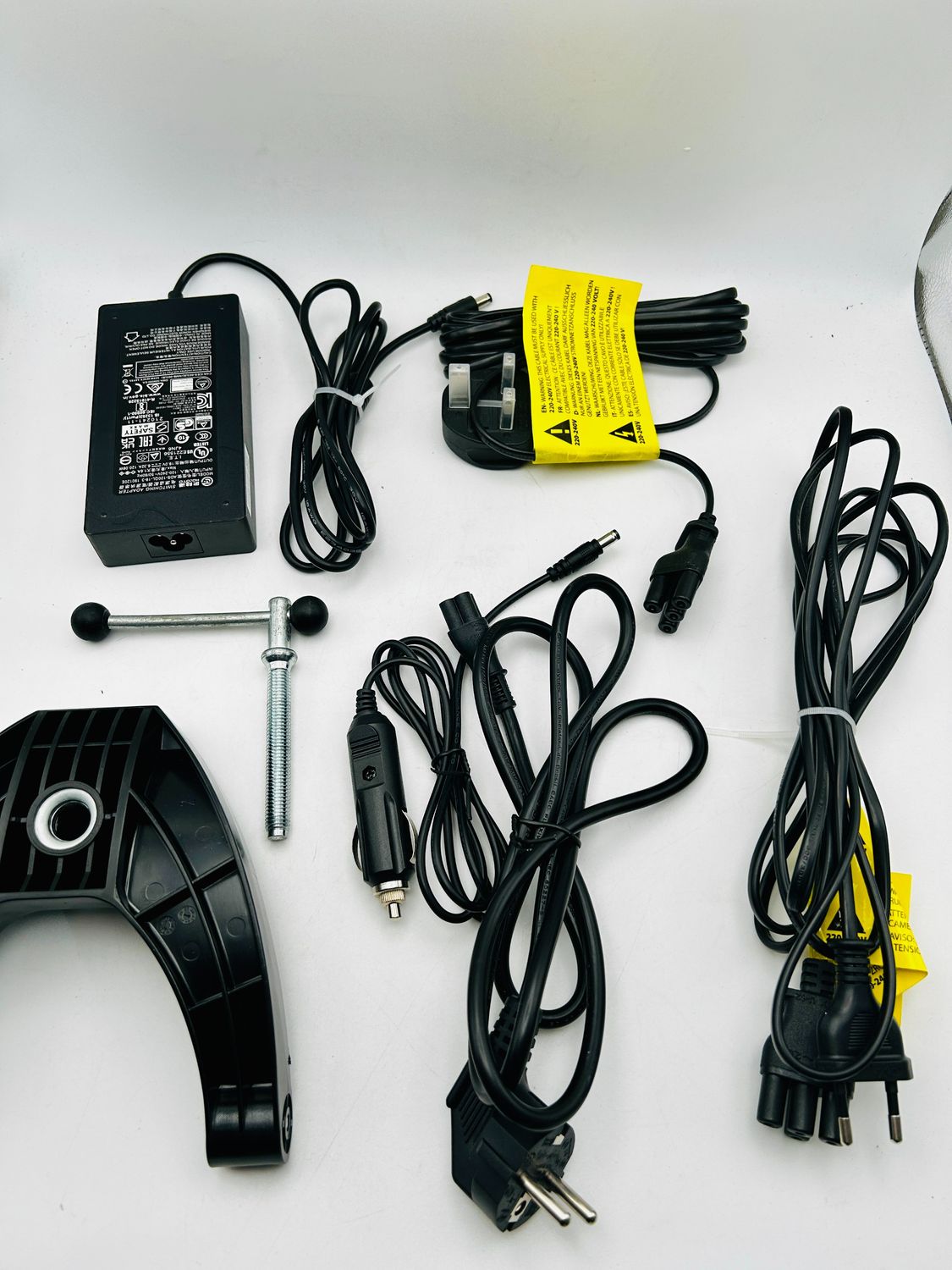 Thrustmaster T300 Servo Base – baza kierownicy z Force Feedback do PS4