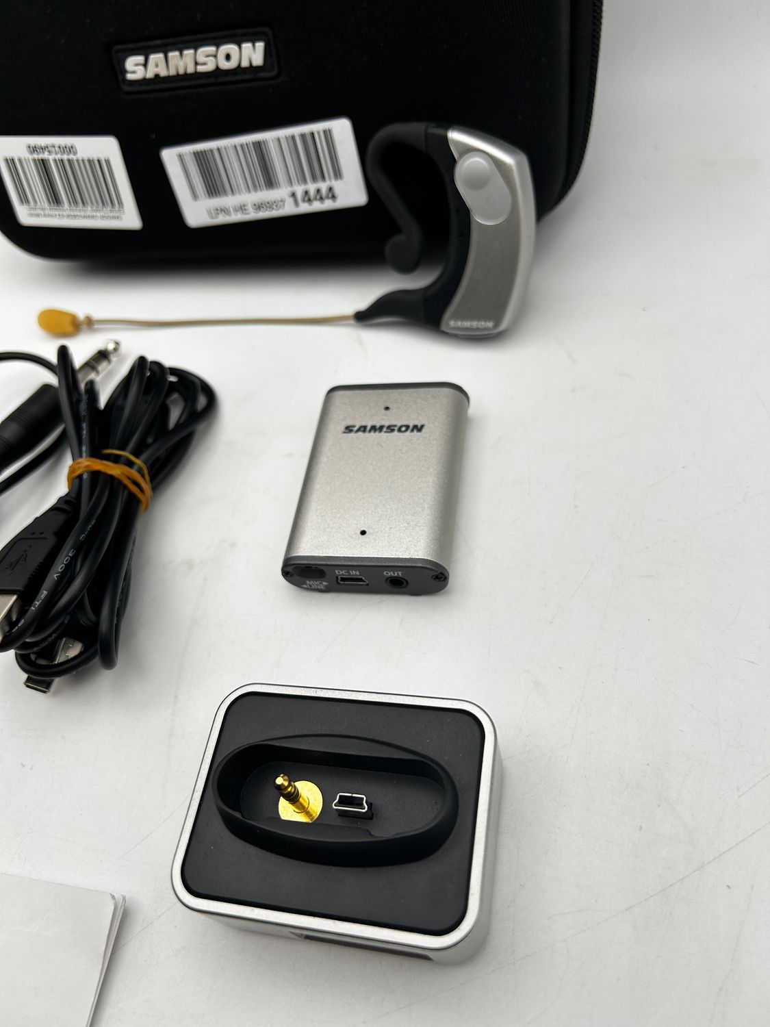 Samson SWAM2SESK-E2 bezprzewodowy system mikrofonowy typu headset