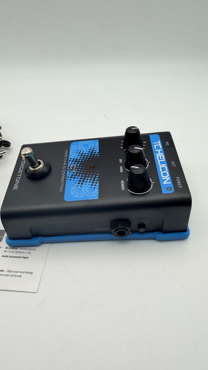 TC Helicon VOICETONE C1