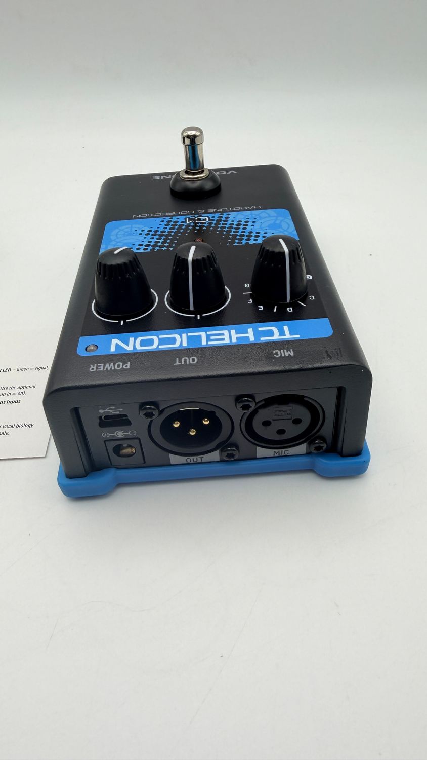TC Helicon VOICETONE C1
