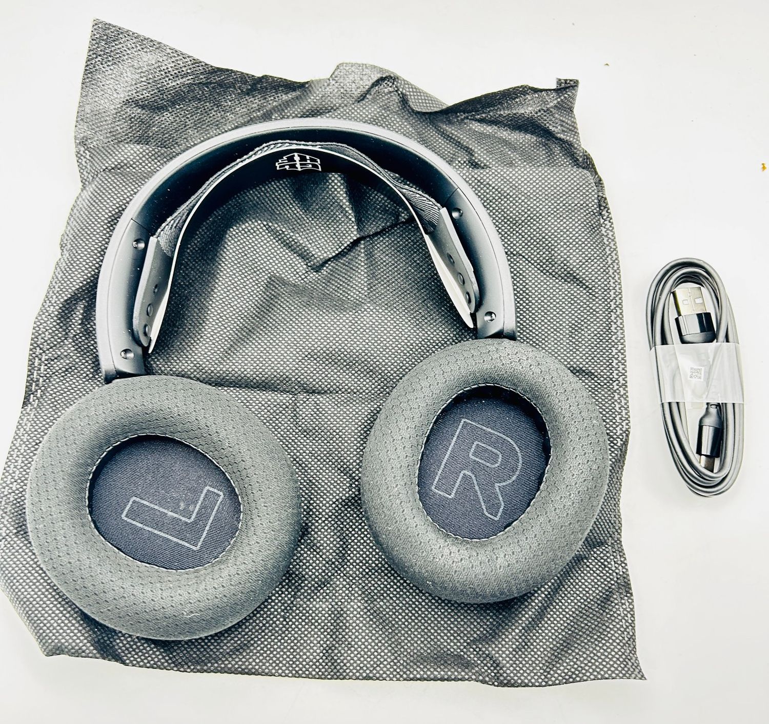 SteelSeries Arctis Nova 7P Wireless Gen 2
