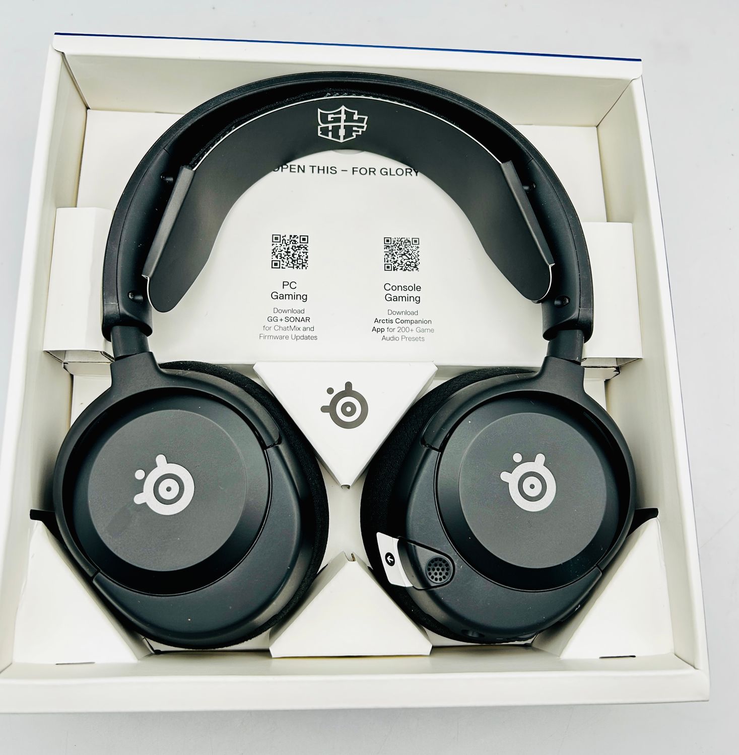 SteelSeries Arctis Nova 7P Wireless Gen 2
