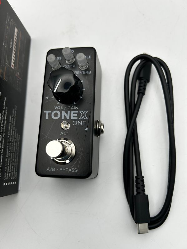 IK Multimedia Tone X One pedał