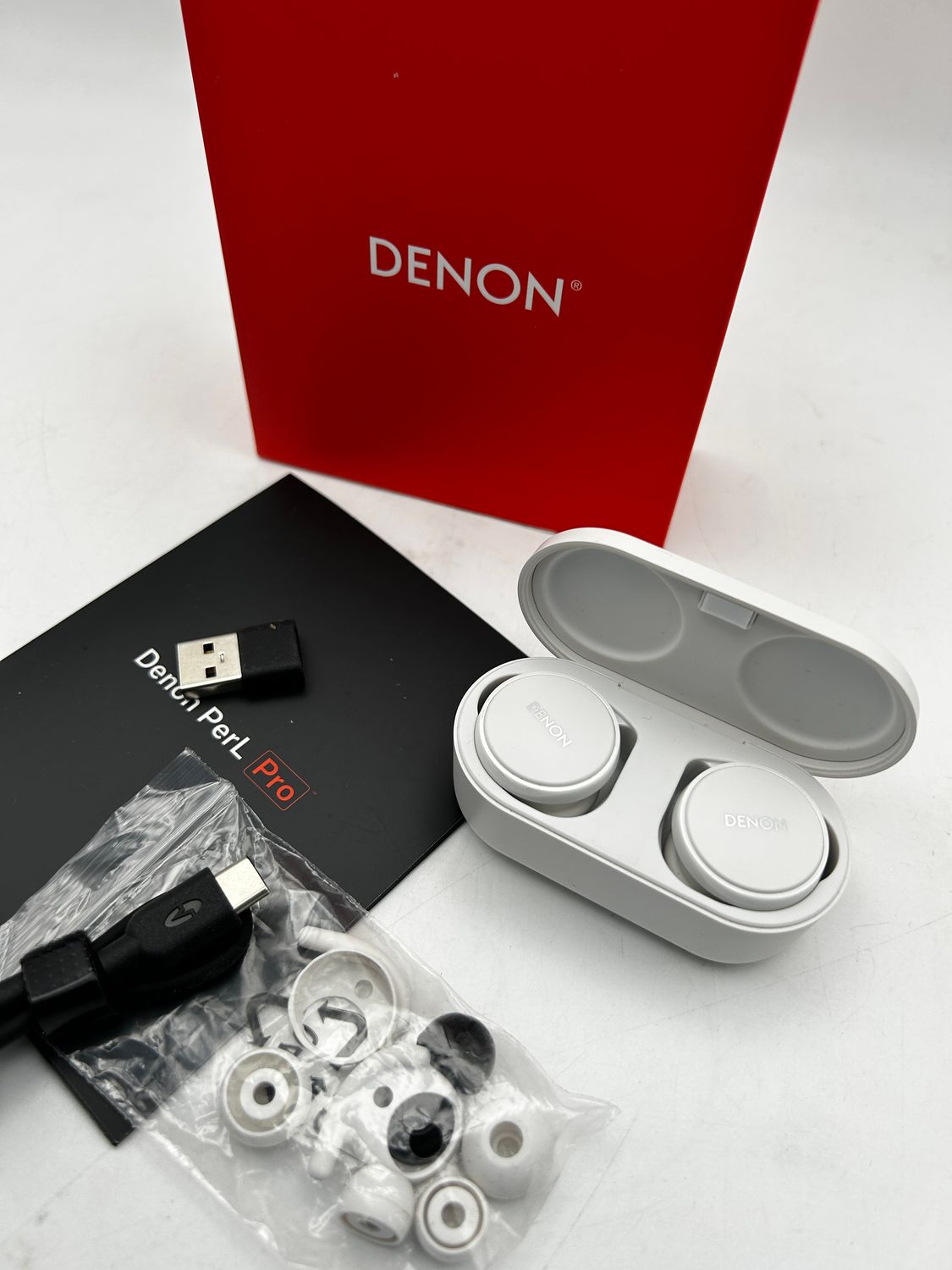 Denon PerL Pro – premium bezprzewodowe słuchawki douszne