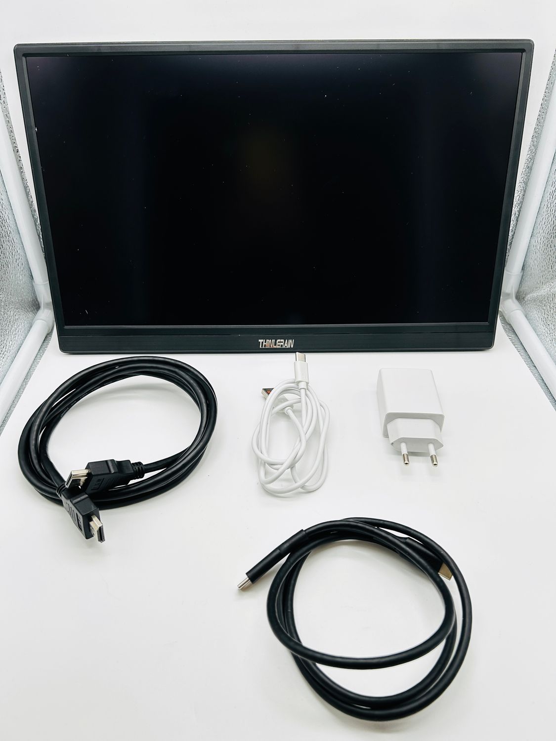 Thinlerain HD-156 – przenośny monitor 15,6" FHD