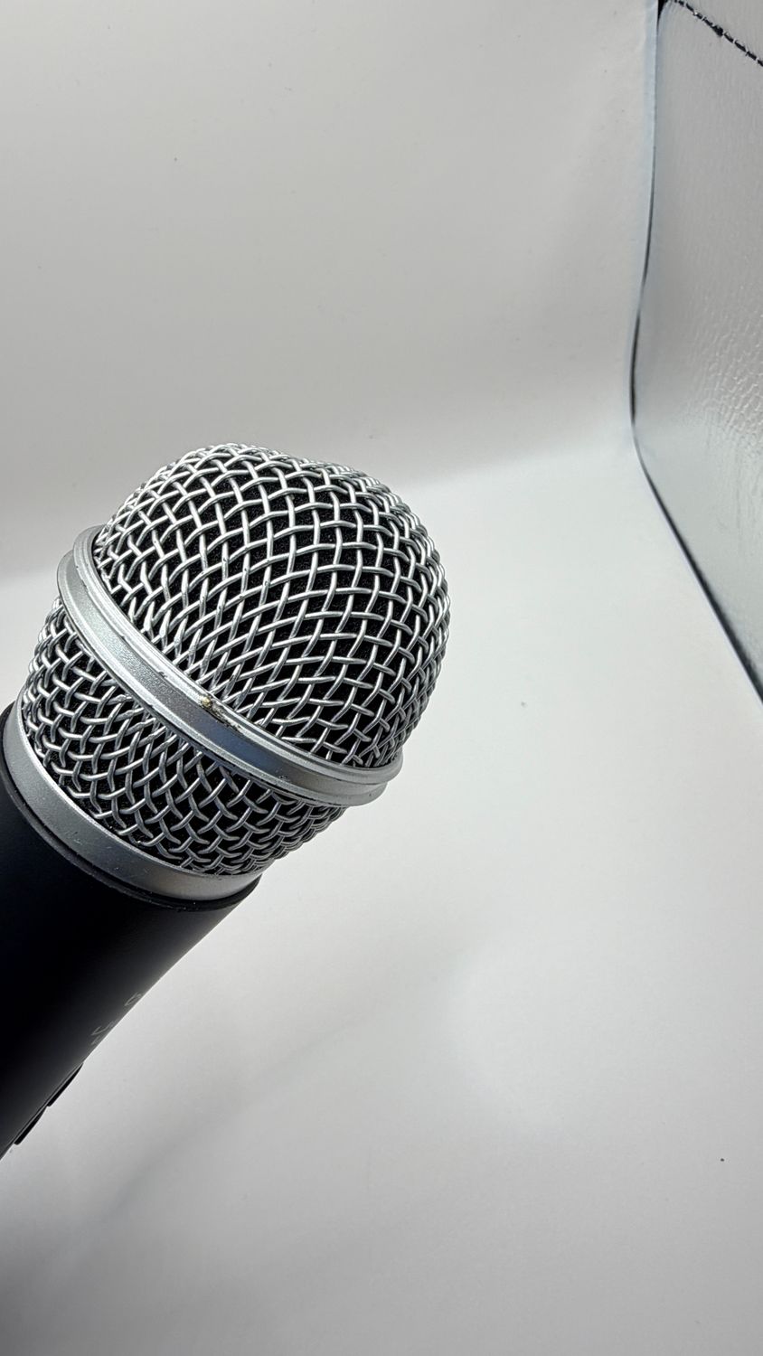 Behringer ULTRALINK ULM300MIC — wysokowydajny cyfrowy system bezprzewd