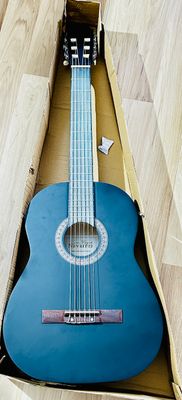 Zestaw startowy Navarrez NV12PK gitara klasyczna czarna 4/4