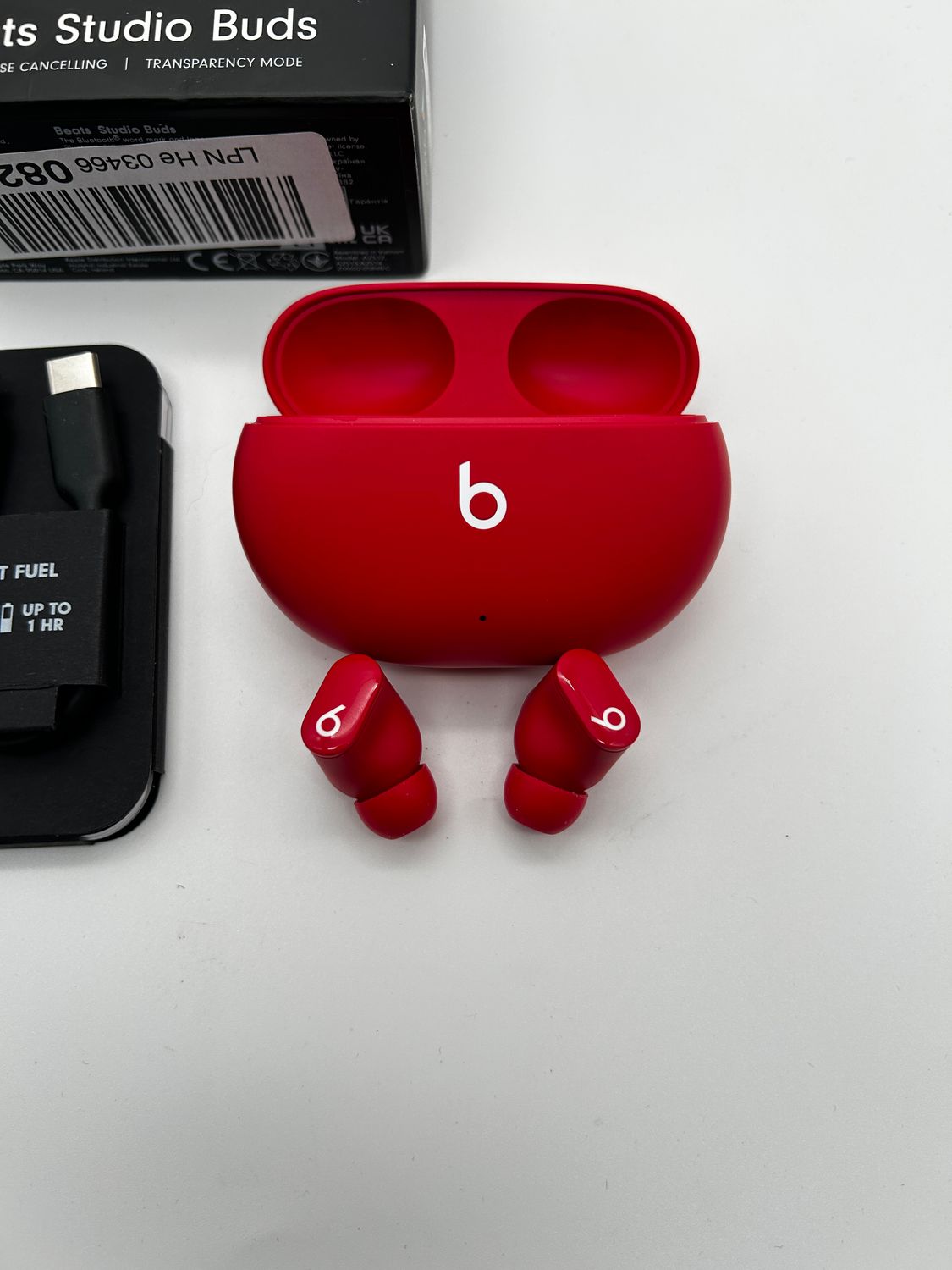 Beats Studio Buds – całkowicie bezprzewodowe słuchawki dokanałowe
