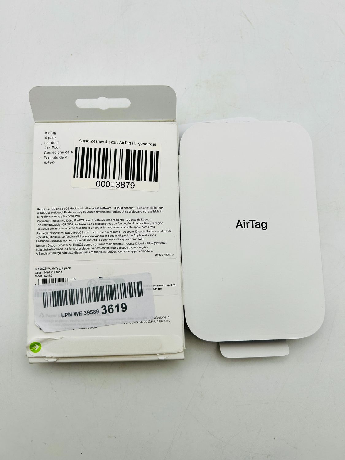 Apple Zestaw 4 sztuk AirTag (1. generacji)