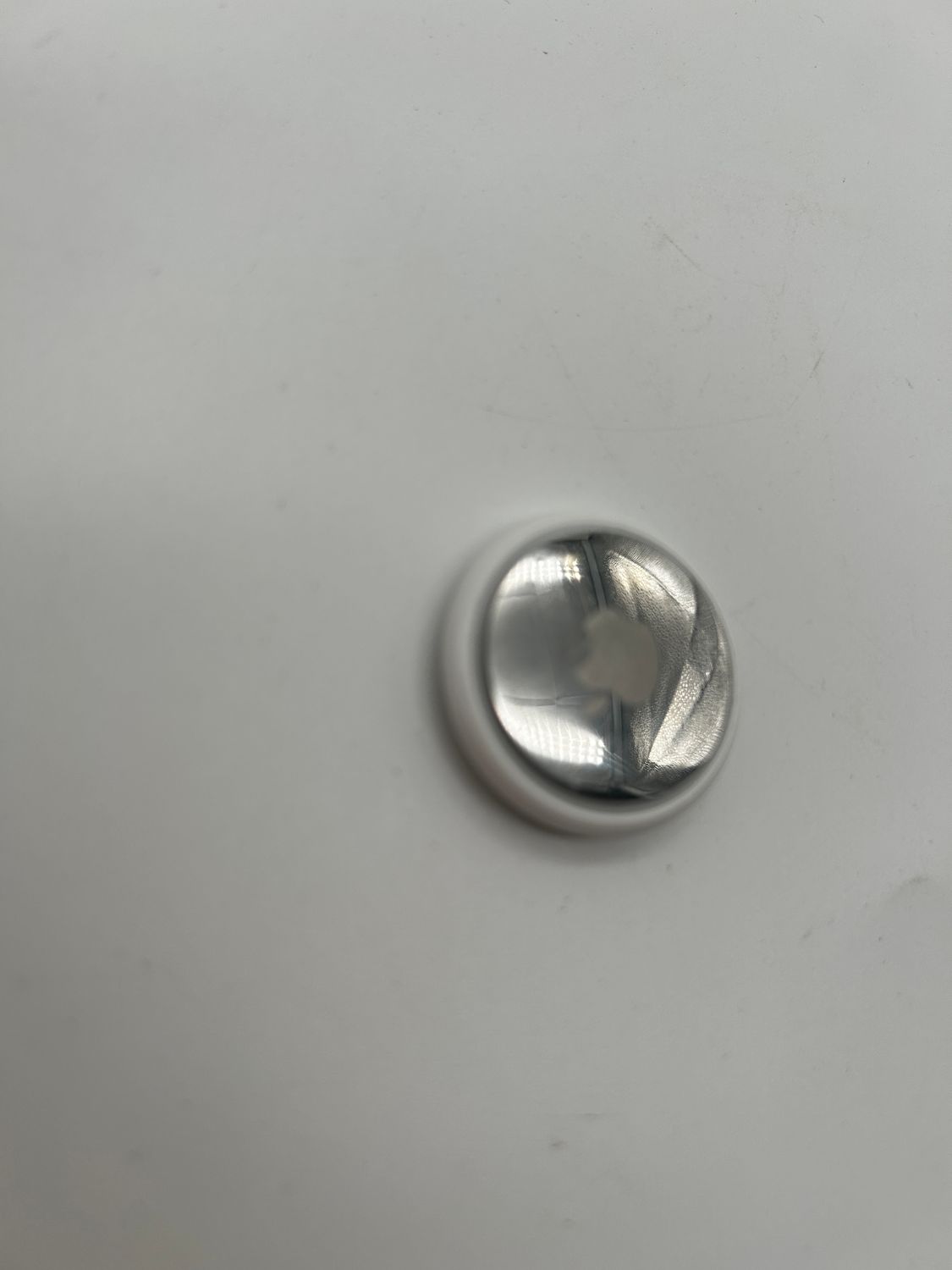 Apple AirTag (1. generacja)