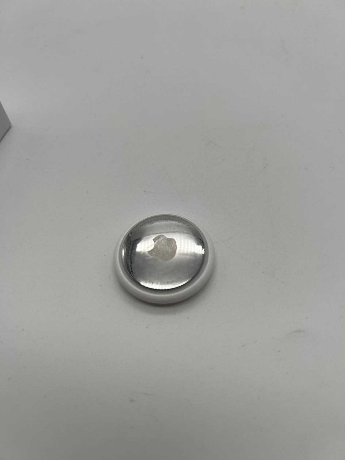 Apple AirTag (1. generacja)