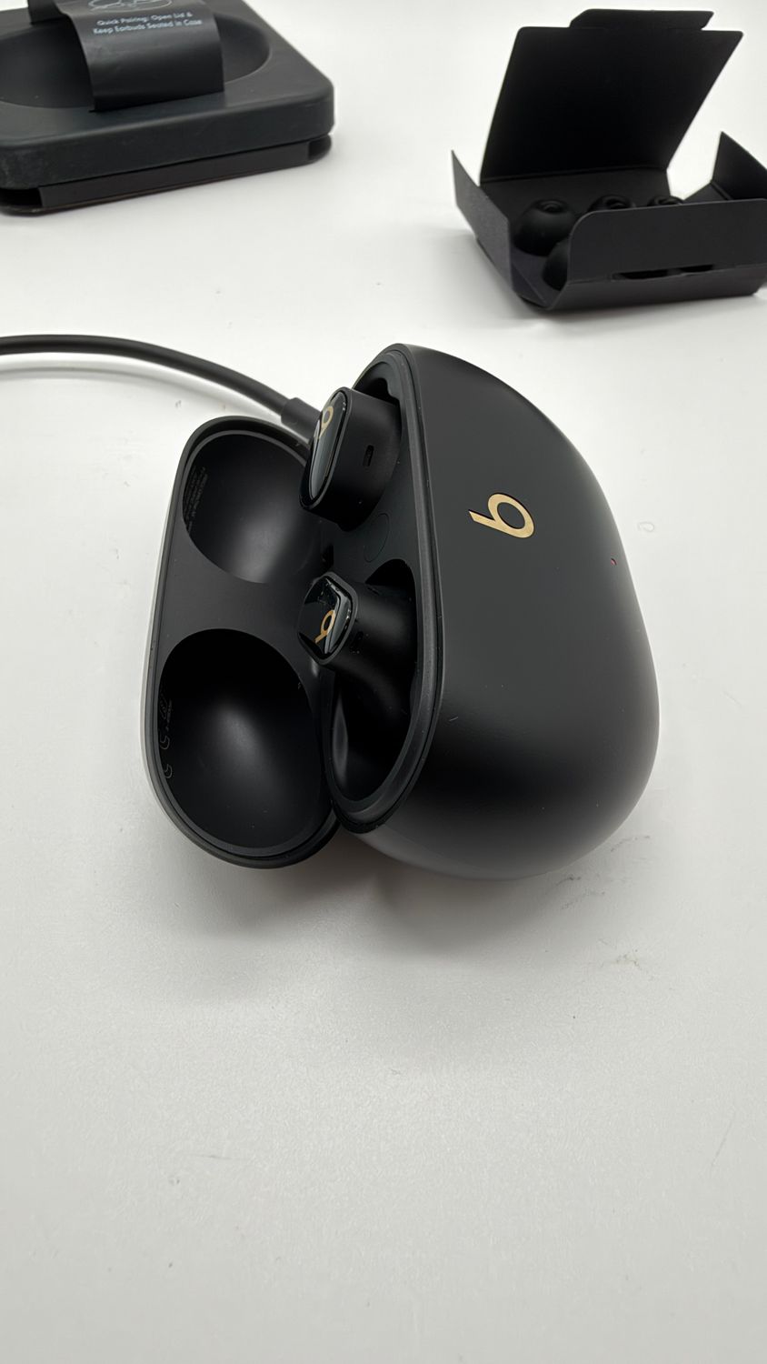 Beats Studio Buds + słuchawki Bluetooth ANC czarno-złote