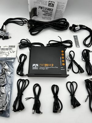 Palmer PWT 05 MK 2 - Uniwersalny zasilacz 9 V do pedalboardów